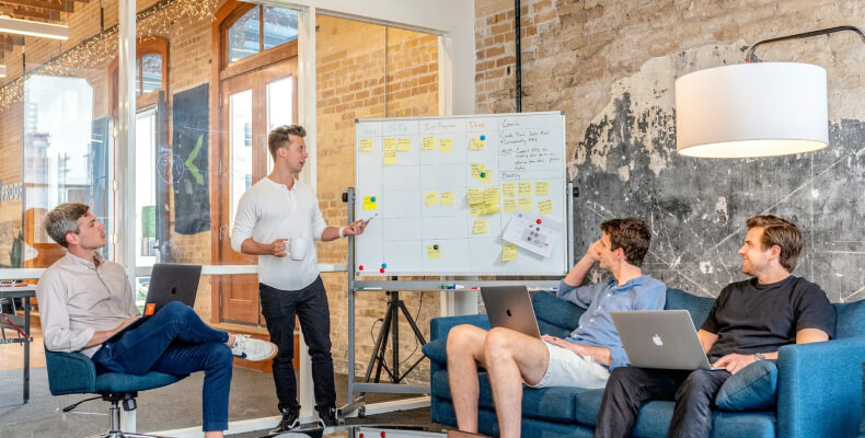 Construindo uma Marca Poderosa Através das Mídias Sociais: Guia Estratégico 2026